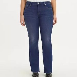 NWT Levi’s Shaping Bootcut Jeans